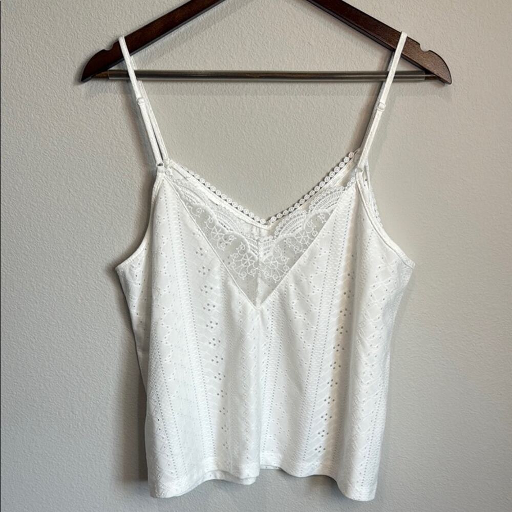 White Double V-Neck Eyelet Cropped Cami Size XL